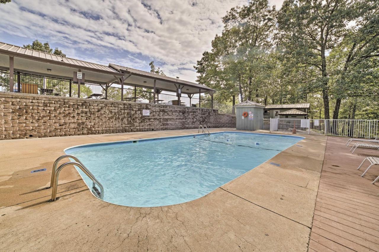 Branson West Condo With Balcony And Resort Amenities Exteriör bild