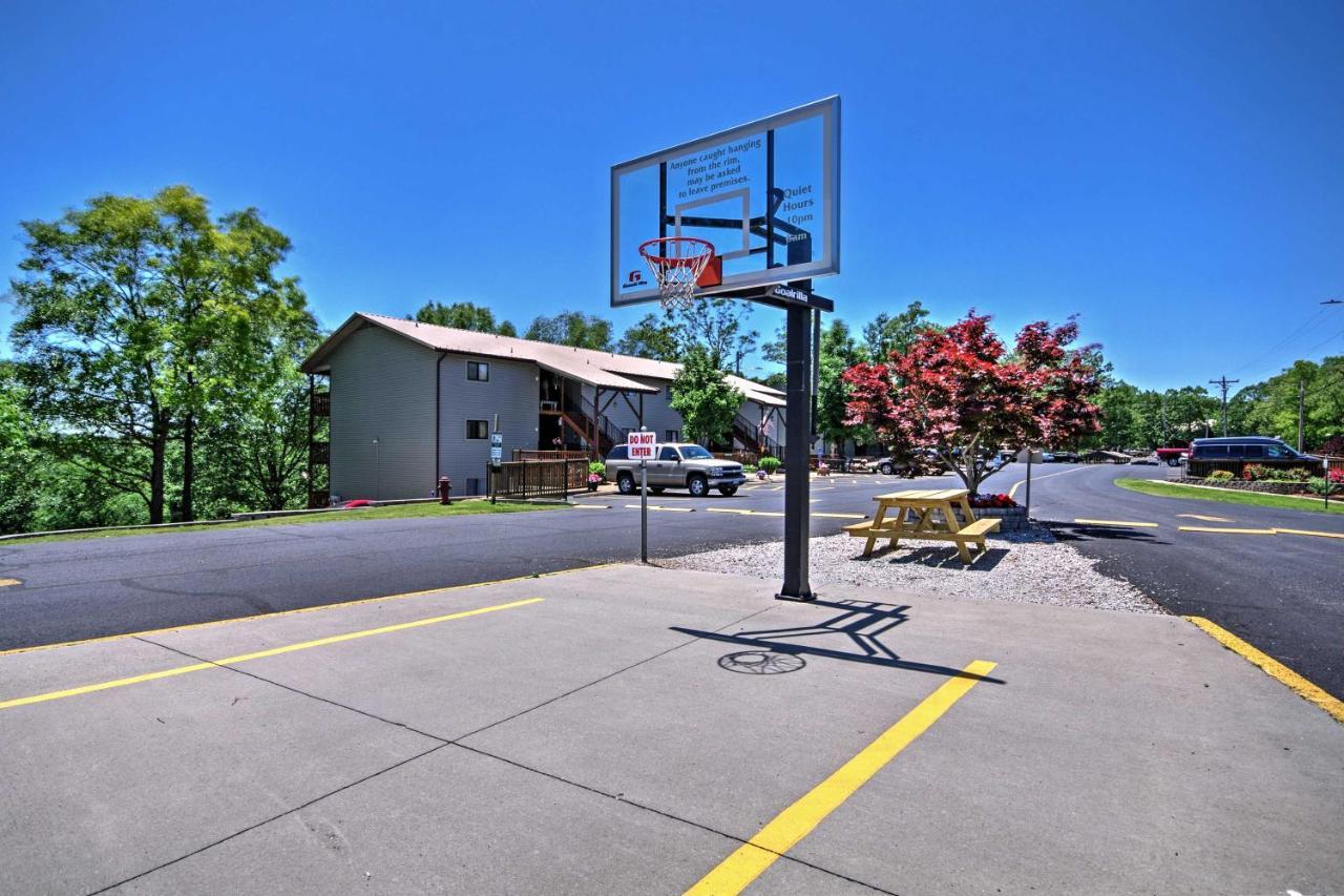 Branson West Condo With Balcony And Resort Amenities Exteriör bild